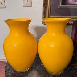 Chinese glass vases vintage