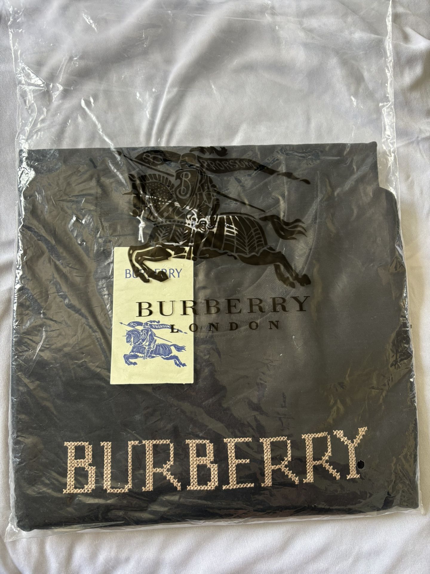 Burberry T-Shirt