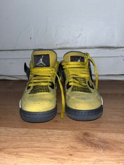 Air Jordan 4 lighting