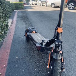 Freeboy Electric Hyper Scooter (NEED GONE ASAP)