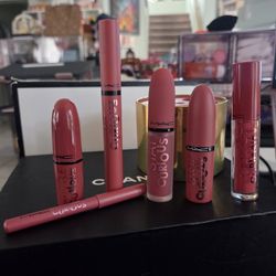 Mac Limited Edition  "Stay Curious Crew Vault" BUNDLE