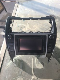 2011 Camry OEM Headunit