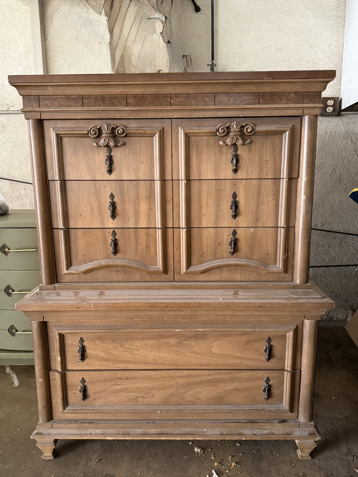 Tallboy dresser / Armoire 