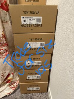 Yeezy 350V2 Onyx/Carabel Trade
