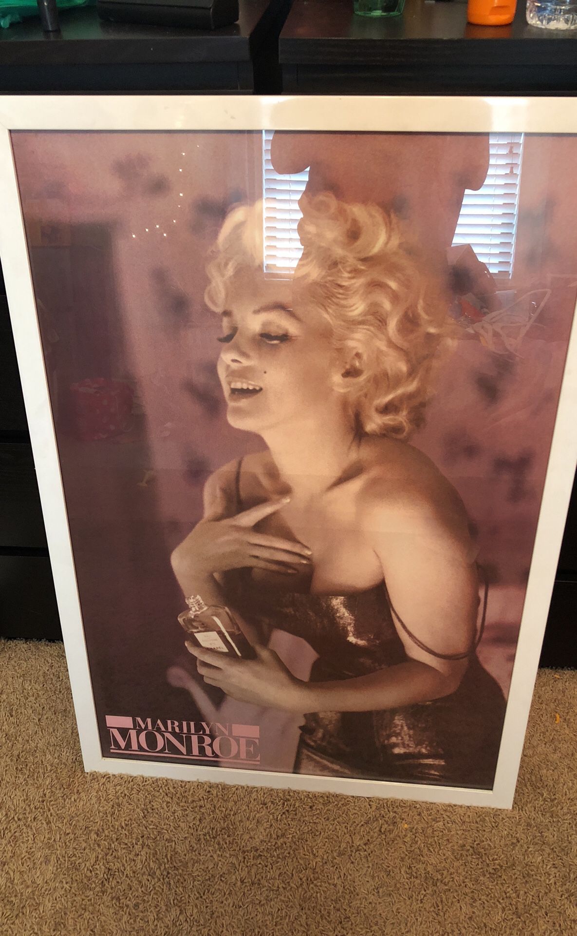 Marilyn Monroe poster with frame