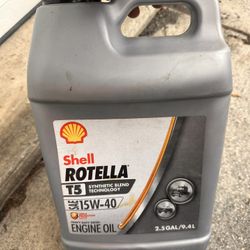 Rotella T5 Synthetic 15 W 40 Motor Oil