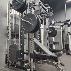 ☣️COMPLETE GYM SYSTEM ALL IN ONE MACHINE. SMITH/FUNCTIONAL TRAINER/POWER RACK 400 LBS STACK WEIGHTS, BENCH, BARBELL, BUMPER PLATES (BRAND NEW)