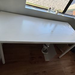 White Desk IKEA 