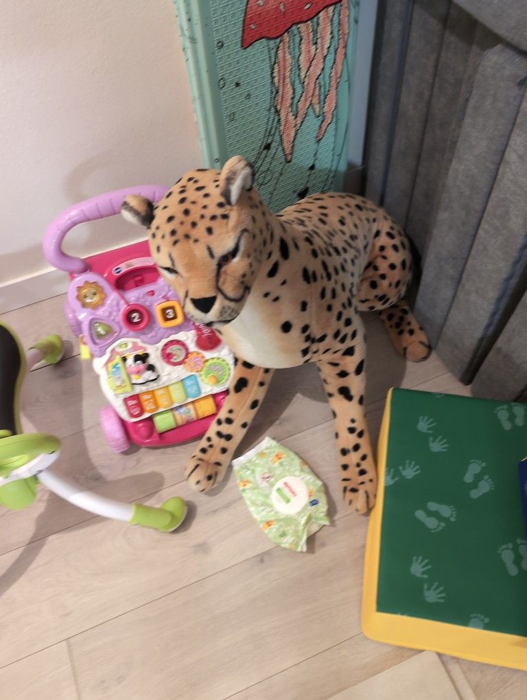 Large Melissa And Doug Stuffed - Cheetah 