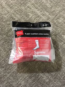 Supreme Socks