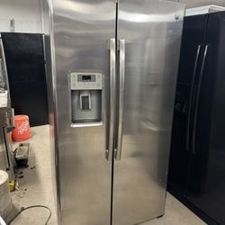 GE REFRIGERATOR 