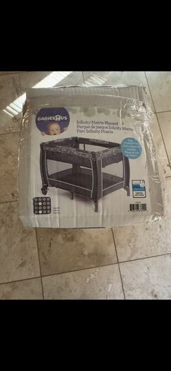 Babies "R" Us Infinity Matrix Playard