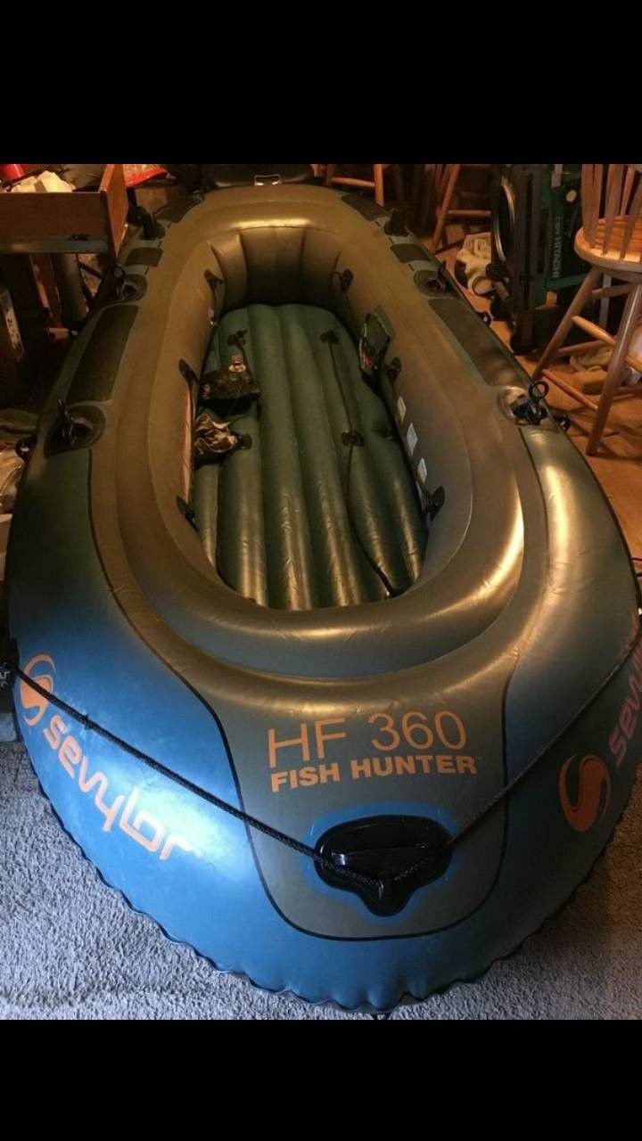 Sevylor hf 360 fish hunter inflatable boat for Sale in Portland