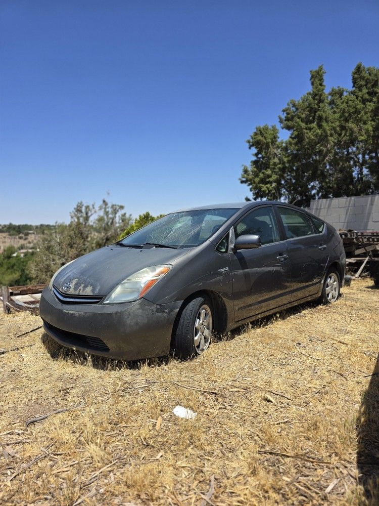 Toyota Prius Hybrid 2007 Parts Car