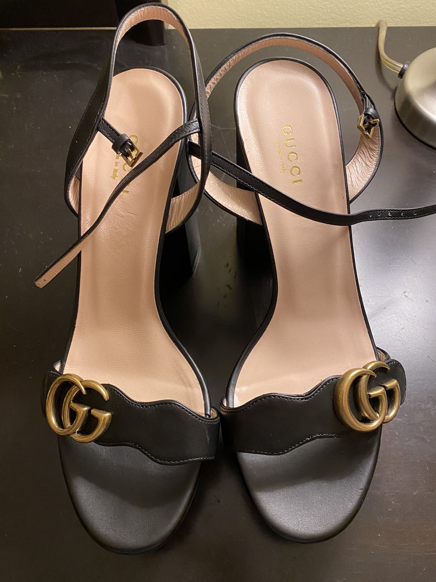 Authentic Gucci Platform sandal with Double G