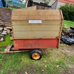 TRAC VAC Enclosed Yard Cart - tires have slow leaks good shape otherwise