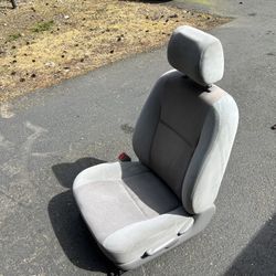 2007 Toyota Corolla Front Driver Side Seat