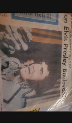ELVIS PRESLEY NEWSPAPER ON DEATH