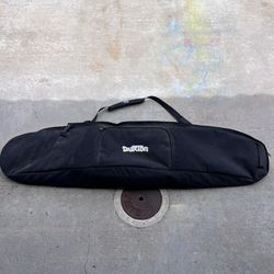 Snowboard + Burton Bag