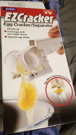 Ezcracker egg cracker/separator