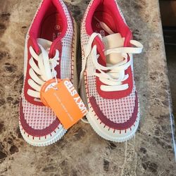 Lucky Step Ladies Sneakers