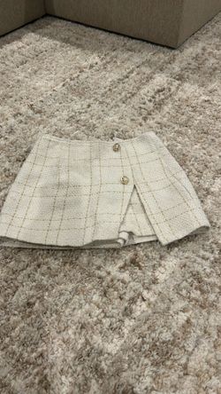 Girls Clothes (Age 13-16 years)- Skort