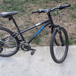 Trek Precaliber Youth Bike