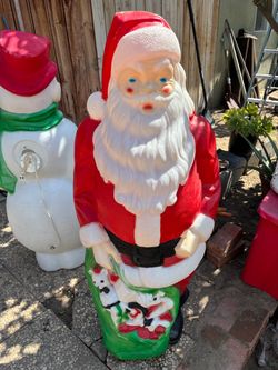 Blow Mold Santa & Snowman