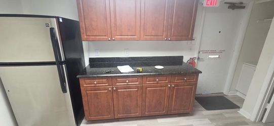 Lower kitchen cabinet with countertop