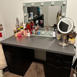 makeup vanity 