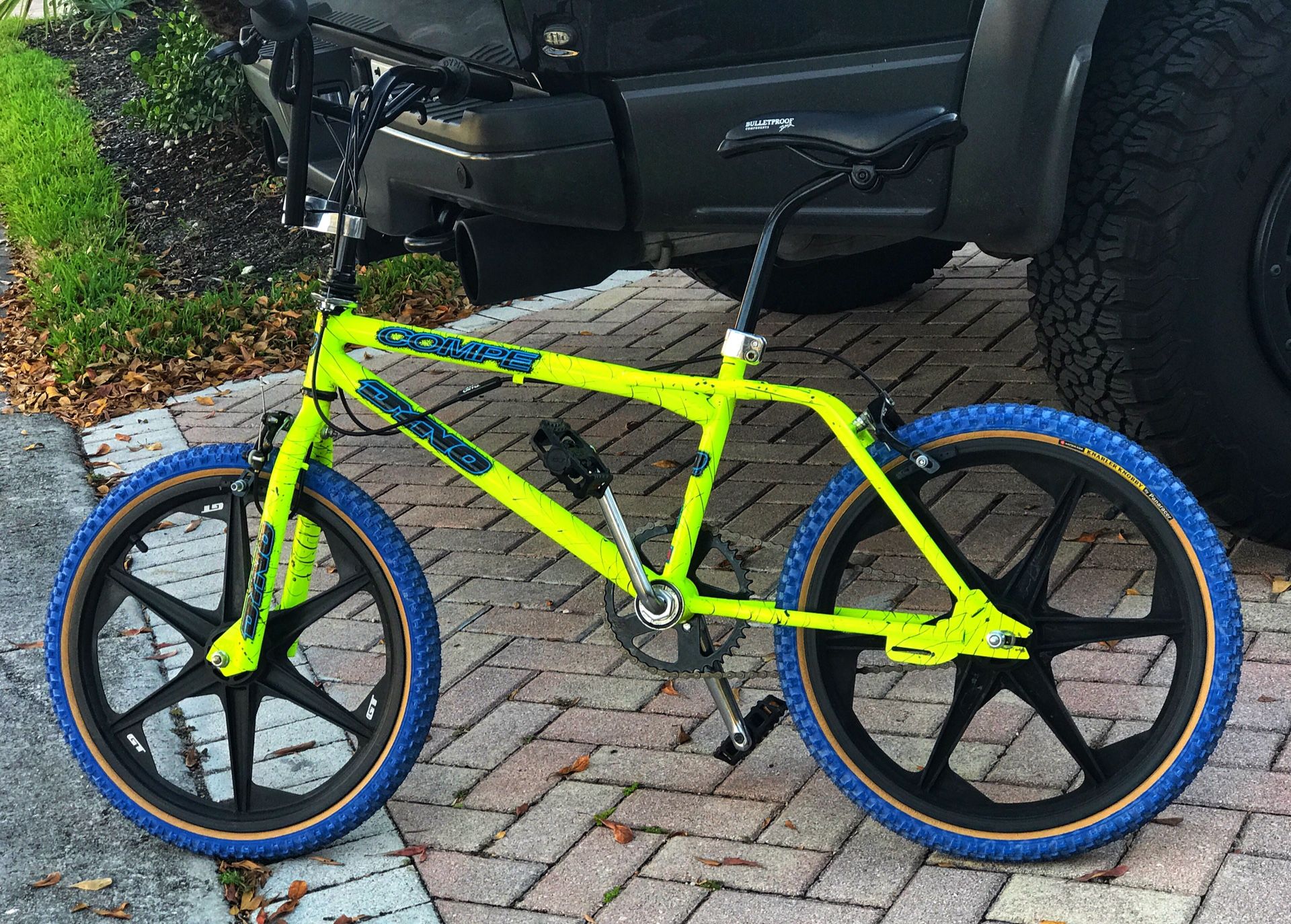 Vintage 1991 Dyno Compe Dayglo Yellow Bicycle GT BMX Bike Mid School