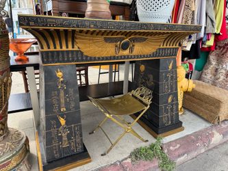 Egyptian Table