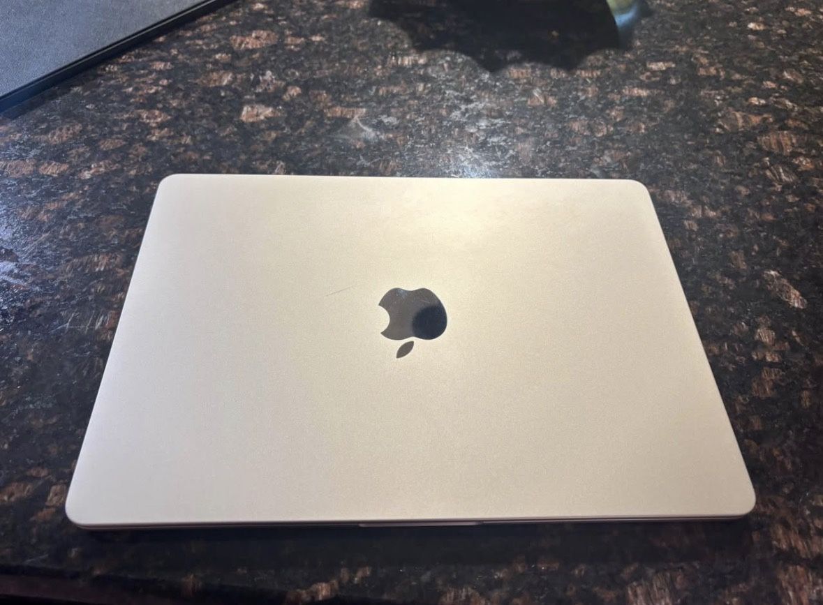 MacBook Air 13