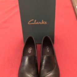 Clarks Bendables Shoes  Black Leather May Poppy Women’s 8.5 Loafers