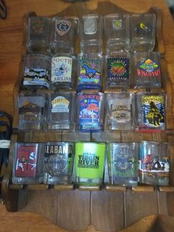 Vtg square hit glasses in sgelving
