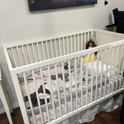 Beautiful Baby Crib 
