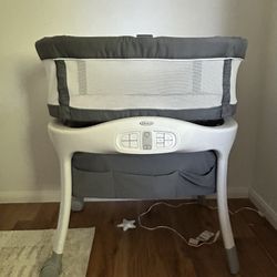 Graco Bassinet White/grey