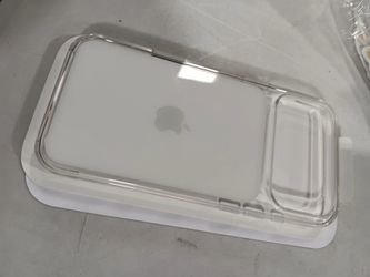 Genuine Apple iPhone 17 Pro Max Clear Case with MagSafe MagSafe and Camera Control: Lightweight Phone Case, Wireless Charging Compatible, Smooth Gloss