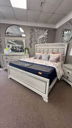 4 PC KING BEDROOM SET