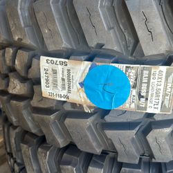 (2) Mickey Thompson Baja Boss LRC 40x13.50R17 Tires