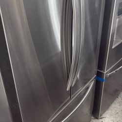 LG French Door Refrigerator 