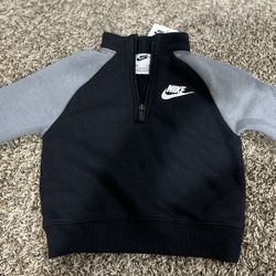 Nike Kids Sweatshirt size 12 months