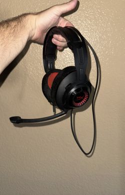HyperX Cloud Revolver Gaming Headset for PC & PS4 (HX-HSCR-BK/NA)
