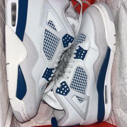 Jordan 4 Military Blue Size 8.5
