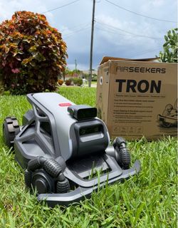 AIRSEEKERS TRON Robotic Lawn Mower – Like New