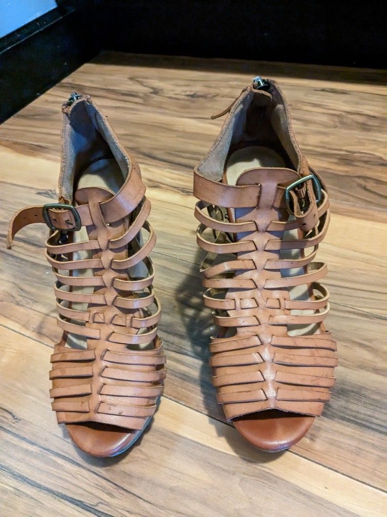  Leather Women's Wedge Shoe