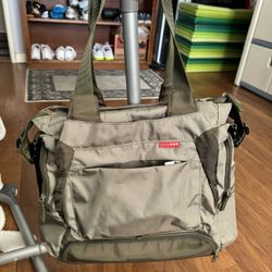 Skip Hop Hunter Green Diaper Bag