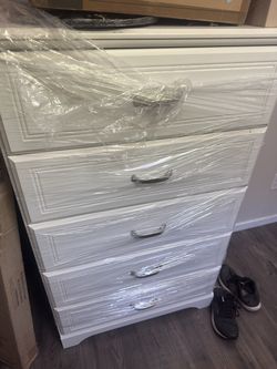 Beautiful elegant tall drawer