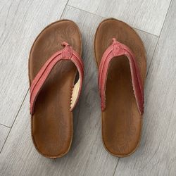 Olukai Paniolo Flip Flop Size 6