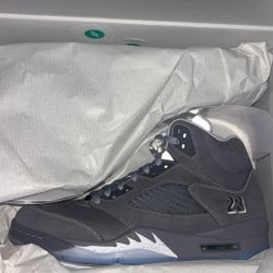 Wolf Grey 5s